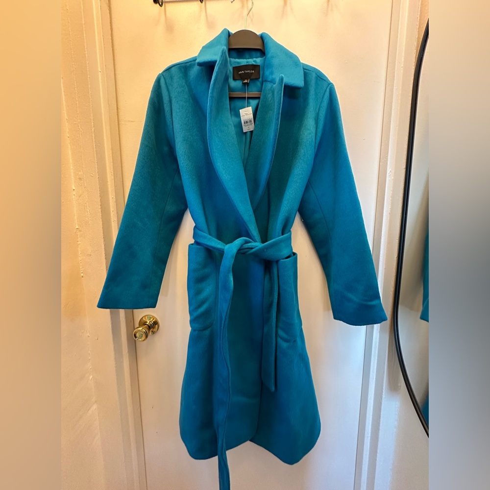 BNWT Ann Taylor wrap coat size M